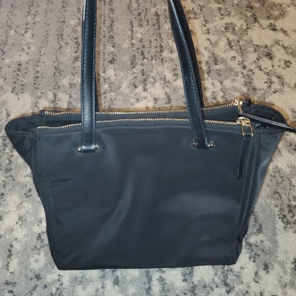 Kate Spade Handbag || Like New - Picture 4 of 16
